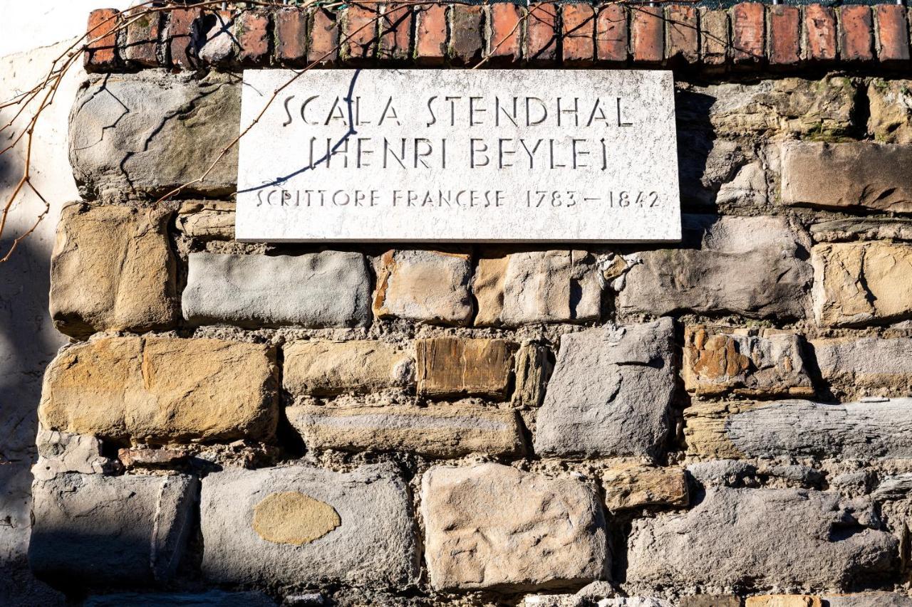 Casa Stendhal Apartment ตรีเอสเต ภายนอก รูปภาพ