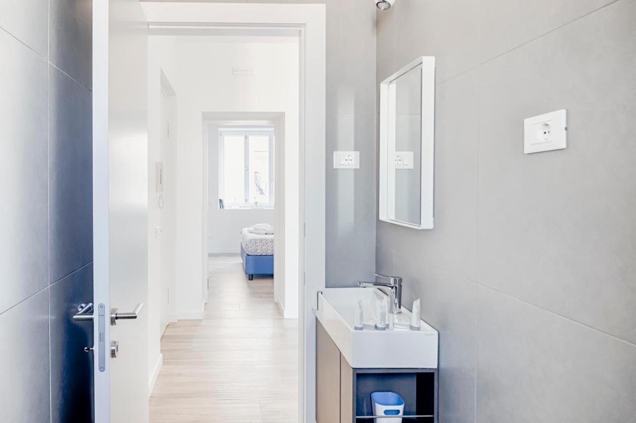 Casa Stendhal Apartment ตรีเอสเต ภายนอก รูปภาพ